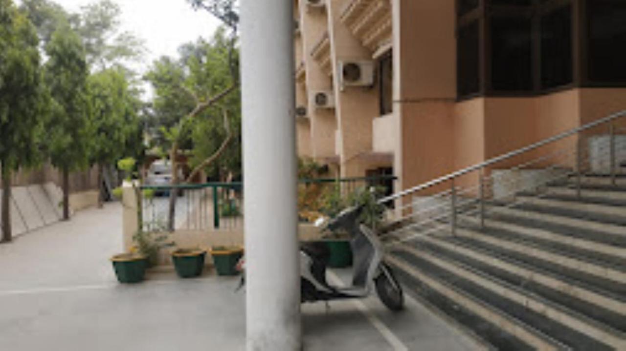 Hotel Mahayana Bodh Gaya Buitenkant foto
